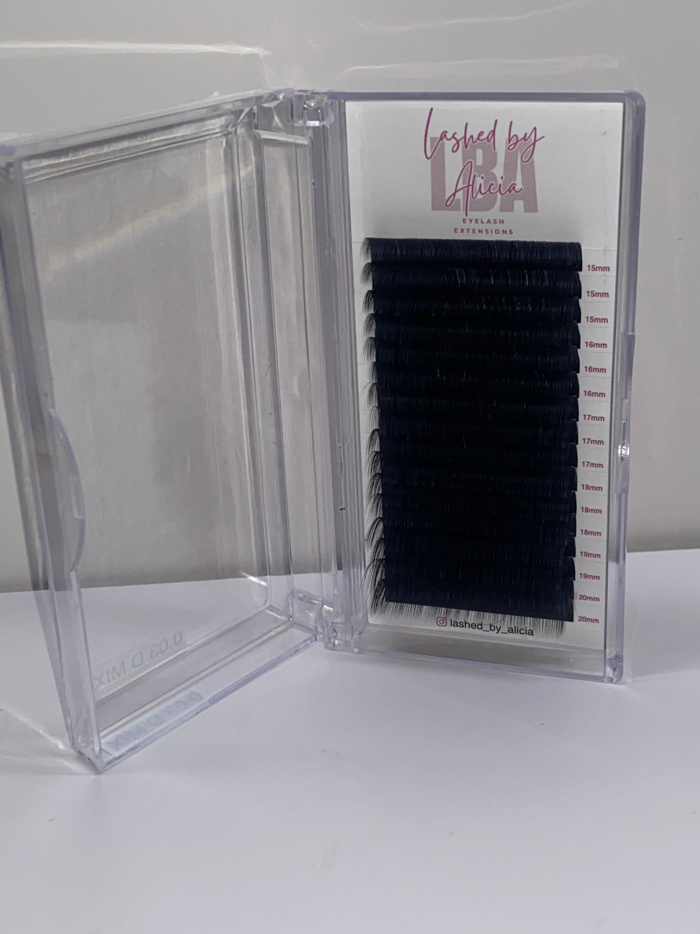 Black Volume and Classic Lash Trays C,CC,D Curl